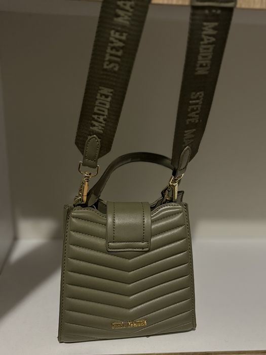 Steve Madden мини чанта в маслено зелено