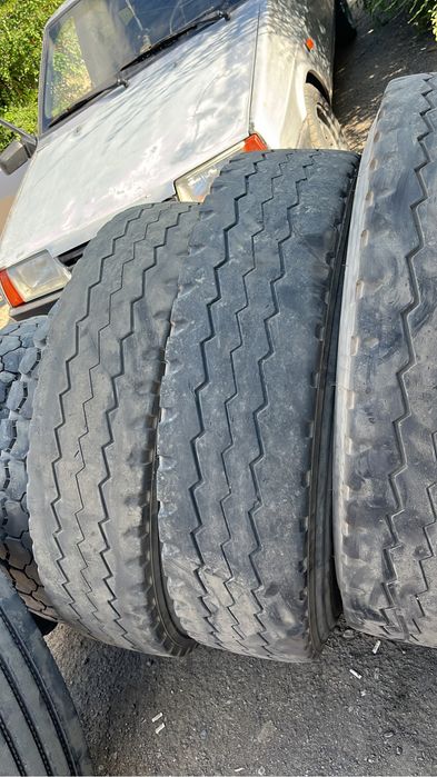 Продам шины 12.00.20