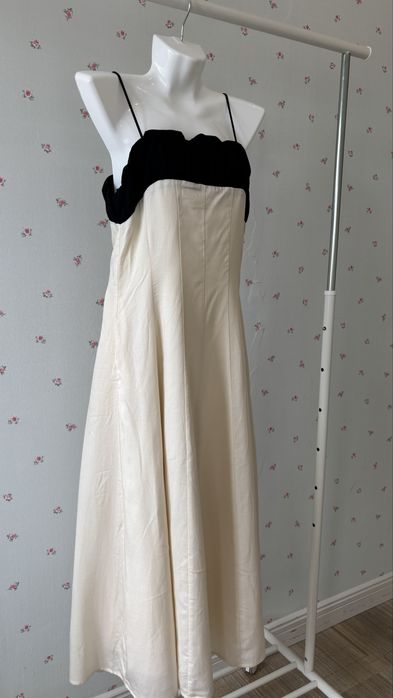 Платье от сингапурского бренда SECOND NATURE