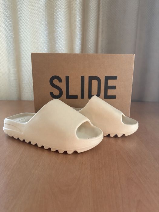 *PROMOTIE* Yeezy Slide Bone bej