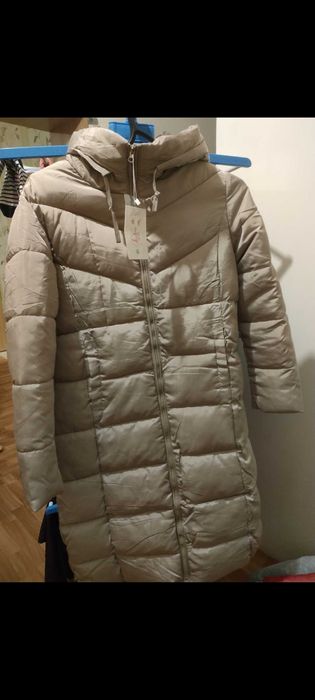 Продам куртку новую демисезон