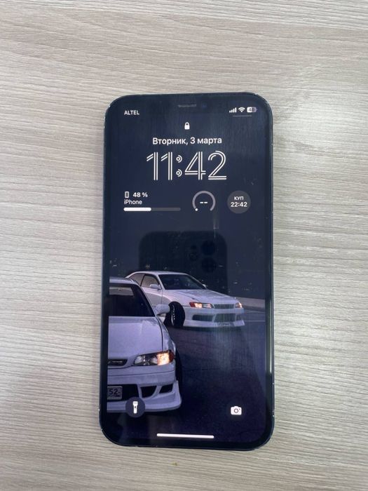 Продам/обмен айфон 12