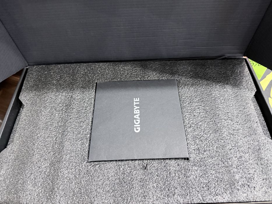 Nvidia RTX 5070ti gigabyte ice sff