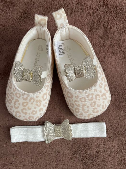 Рокля LCW baby 89-86 см и пантофки