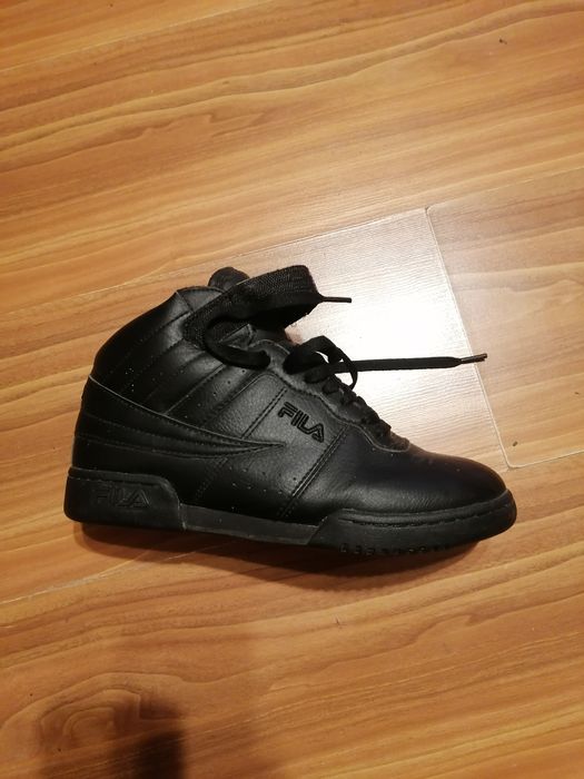 Vând adidași Fila nr 39