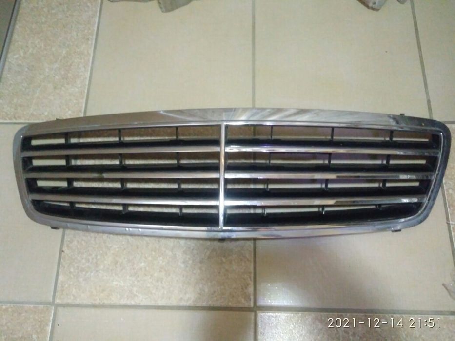 Решетка радиатора на Мерседес w 124, 203, 210, ml163 и др.
