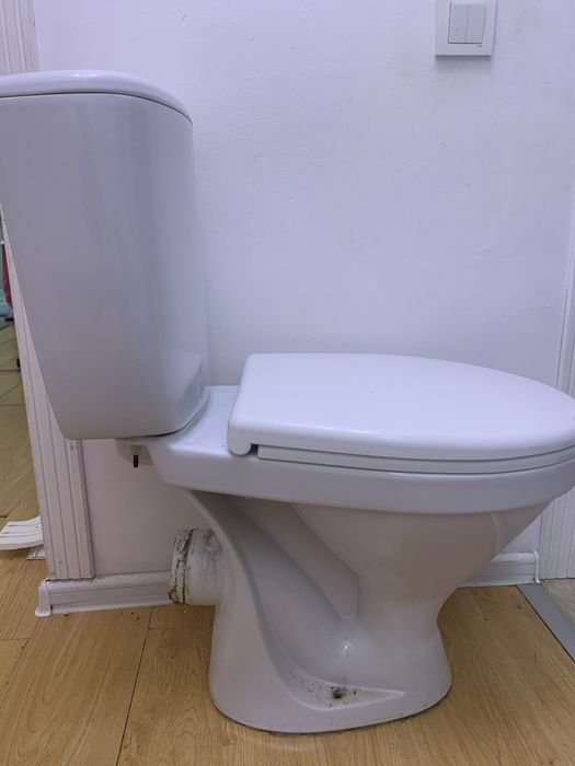 Унитаз б/у, в хорошем состояние