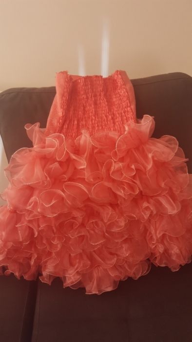 Дрешки за момиче