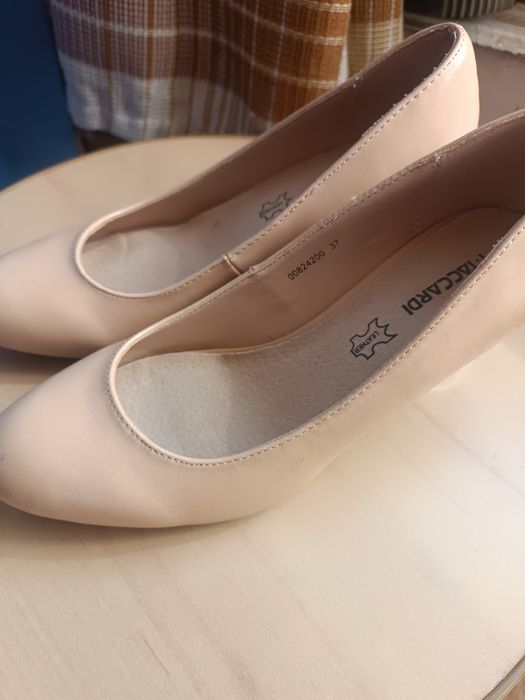 Туфли новые 37 размер