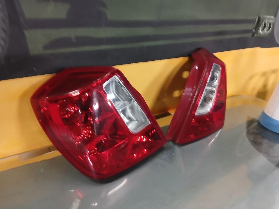 Жентра задний фара сотилади