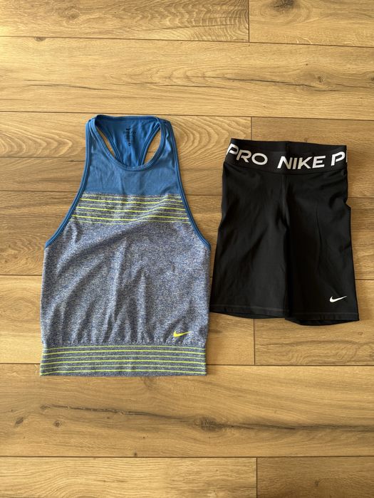 Оригинален дамски сет Nike Pro за тренировка