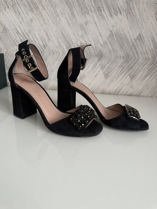 Босаножки замшевые