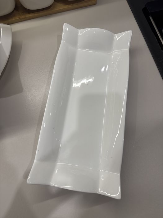 Продам посуду ( тарелки белые)