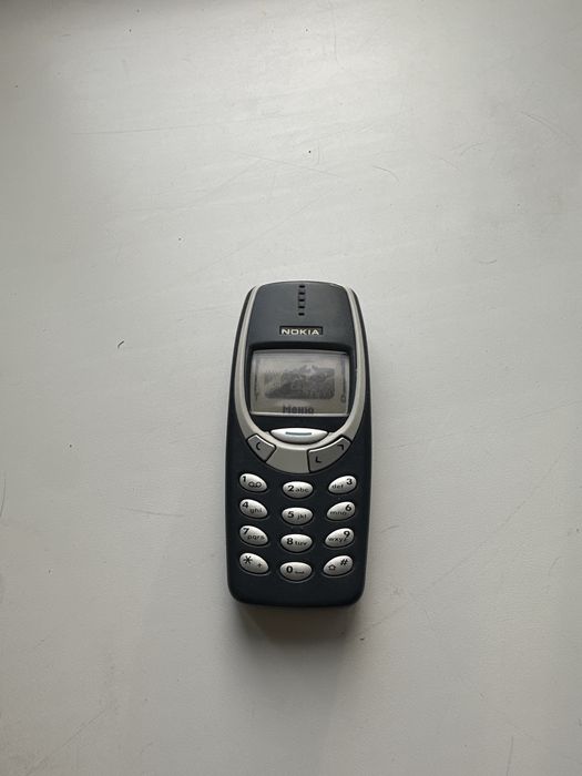 Нокия 3310  зарядку