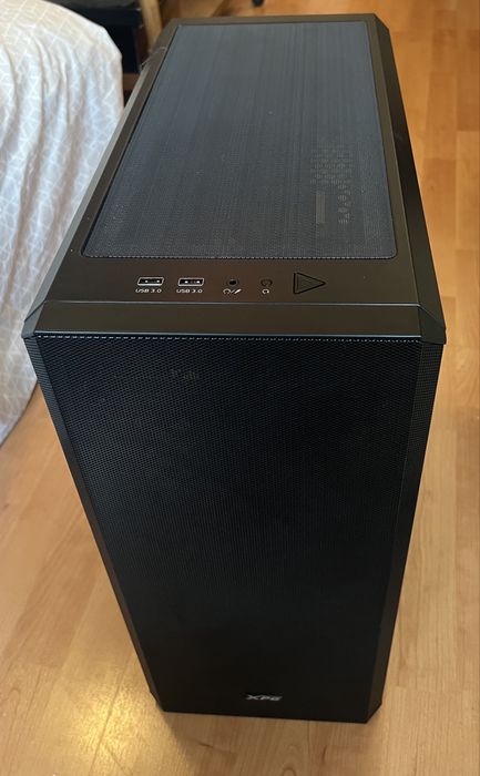 Carcasa XPG Defender Black