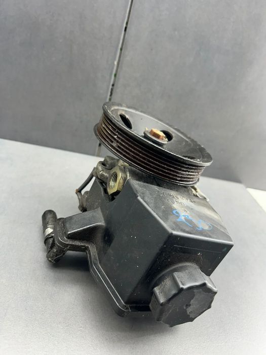 Pompa servodirectie mecanica 0024662901 Mercedes-Benz E-Class 1996