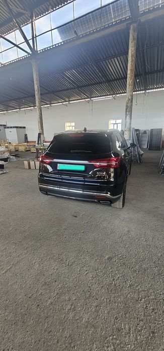 Hongqi HS5 full 2022/2023