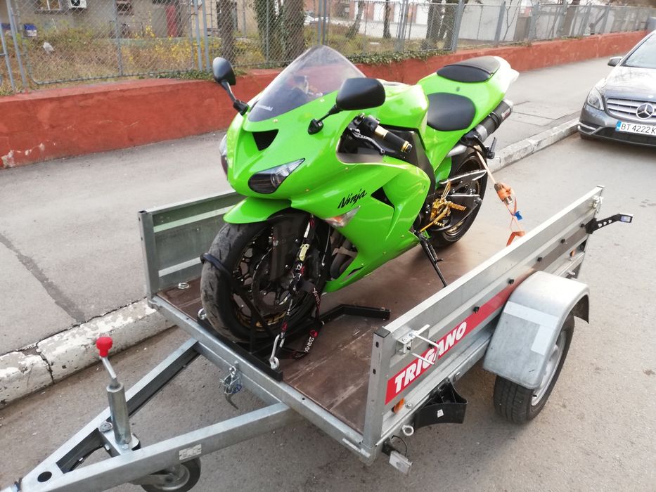 Превоз на  Мотори,АТв-та,Моторни шейни и товари с ремарке в цялата