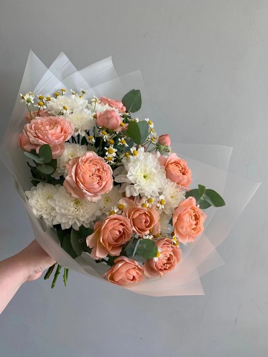 Пионы, розы, гортензии, цветы букеты оптом в розницу