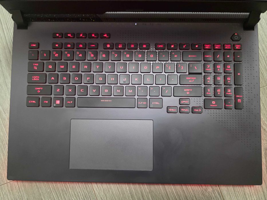 ASUS ROG Strix G17, ecran 17 inch 2K 240Hz Ryzen 9 6900HX RTX 3070 TI 16GB DDR5 M.2 1TB