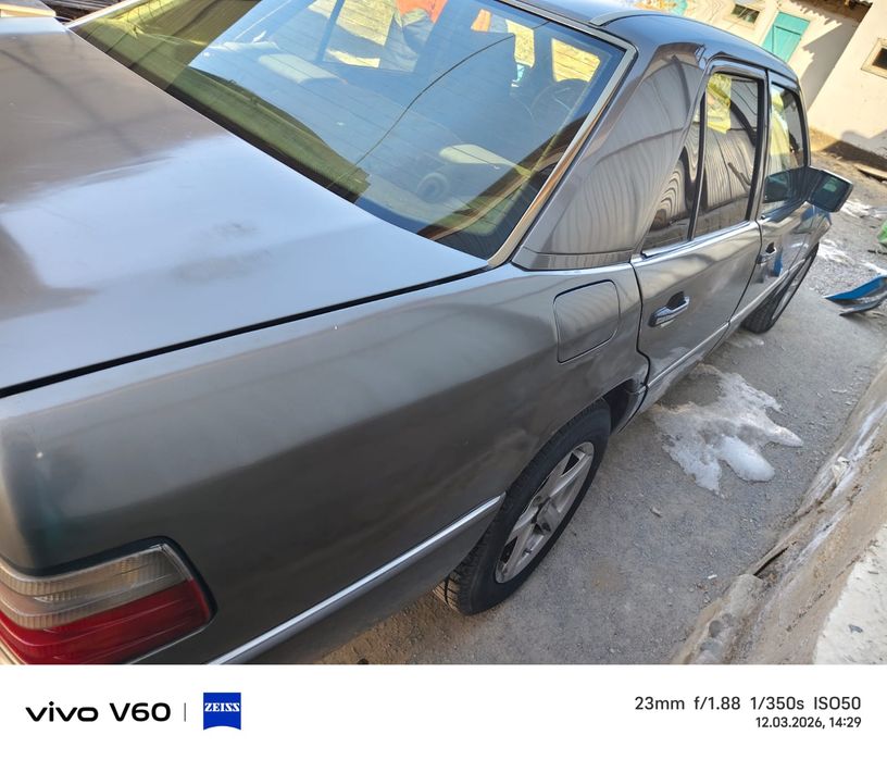 Мерседес бенц 230