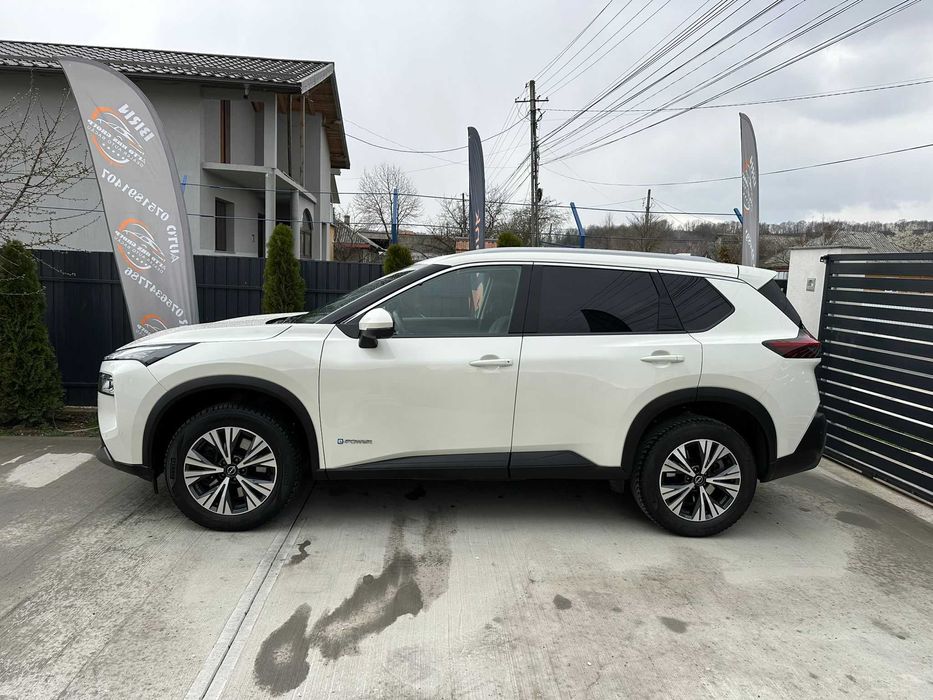 NISSAN X-TRAIL benzina hybrid 4X4 rate garantie de producator TVA  Inclus siDEDUCTIBIL