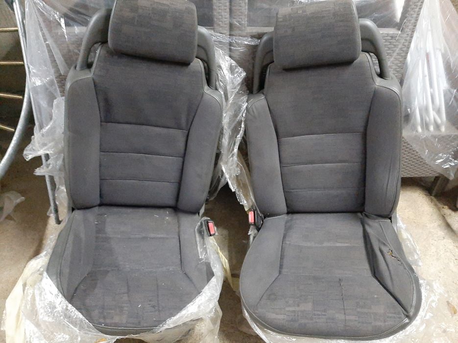 Седалки за дискавъри 2