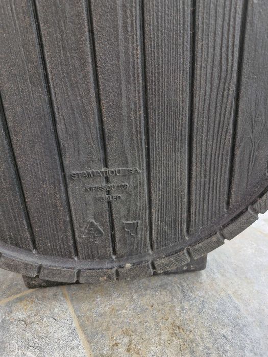 Vand butoi de 100 l, pentru vin sau țuică