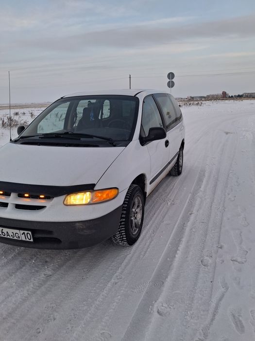 Продам минивен додж караван 3