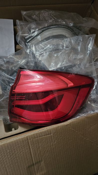 Stopuri bmw f31 lci led