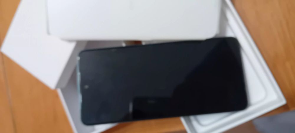 Продавам телефон OPPO