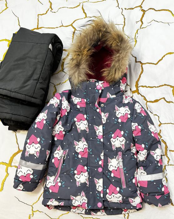 Продам зимний комплект для девочки