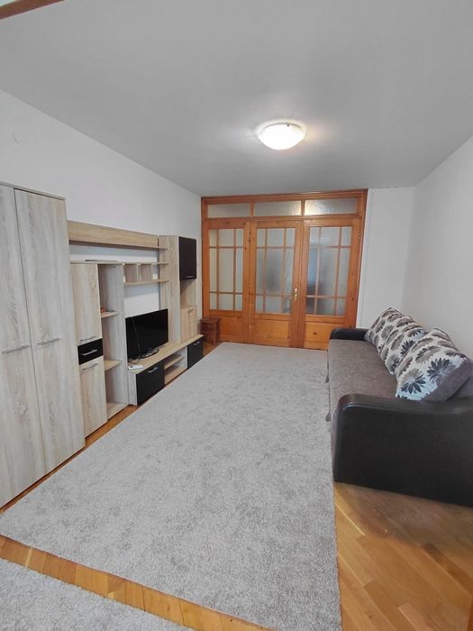 Inchiriez apartament 2 camere