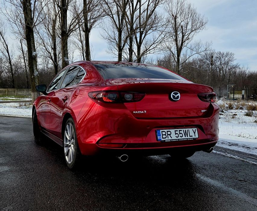 Mazda 3 Sedan AT