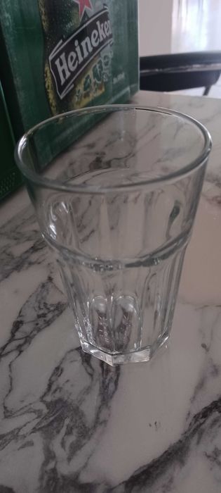 Лот от Чинии и купи чаши