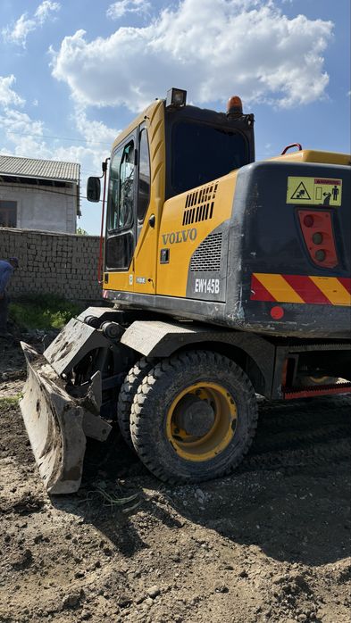 Ekskavator VOLVO 145