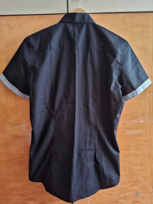 Чисто нова мъжка риза размер М slim fit