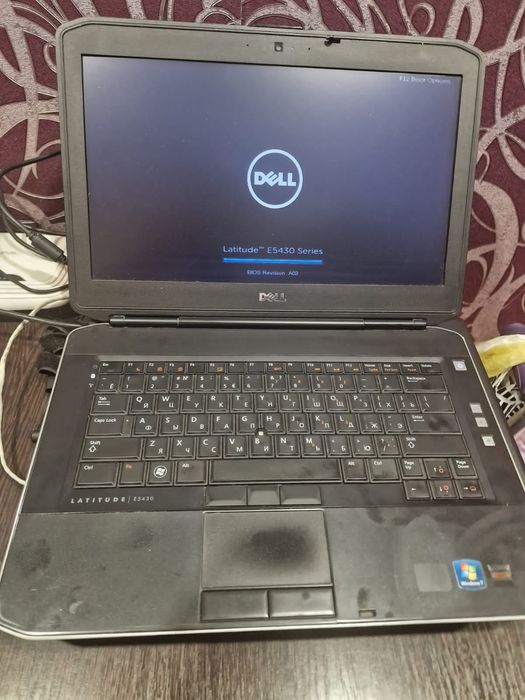 Продам надёжный ноутбук dell i3