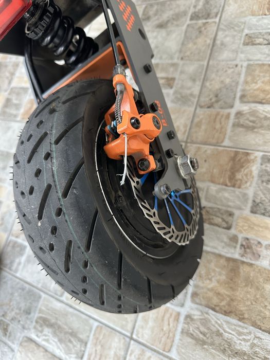 Kukirin G4 Dual Motor - Ghidon Carbon !