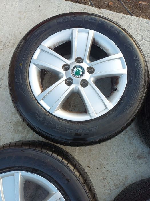Roti r15 skoda octavia 2
