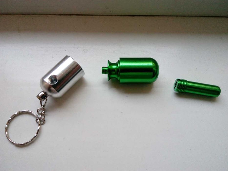 курительная трубка-брелок «Капсула».