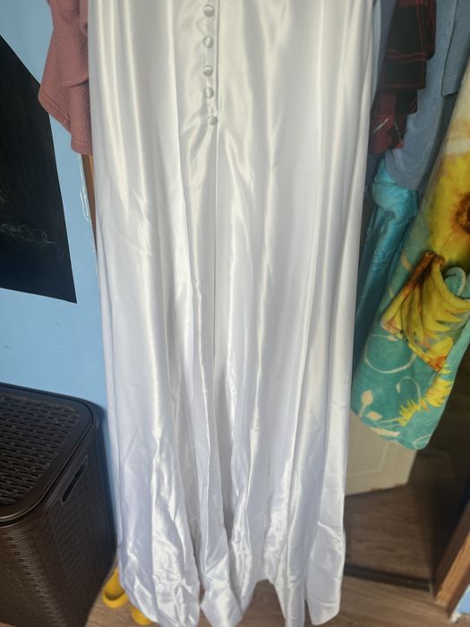 Свадебное платье или на вечер