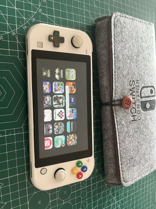 Nintendo Switch Lite (Modat)