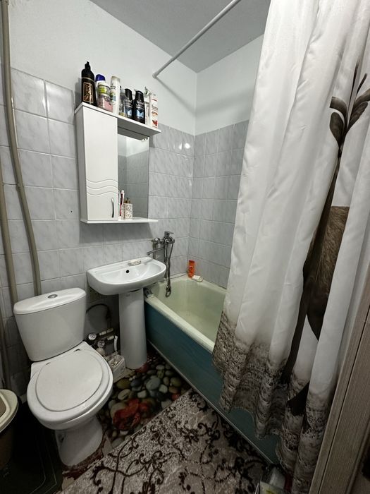 Продается 2 комнатня квартира