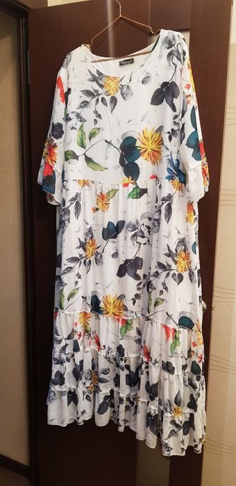 Женская нарядная одежда