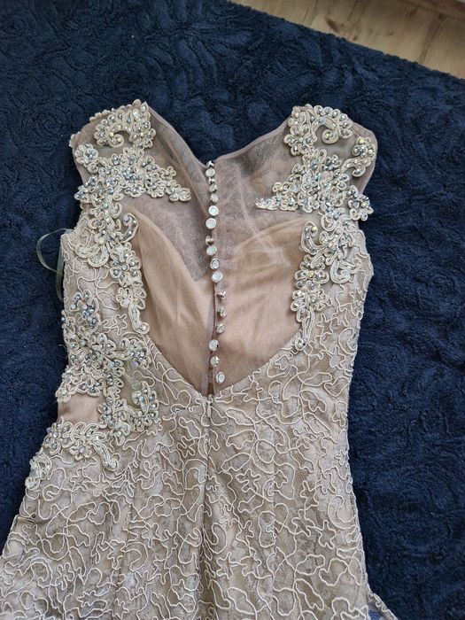 Официална бутикова рокля-