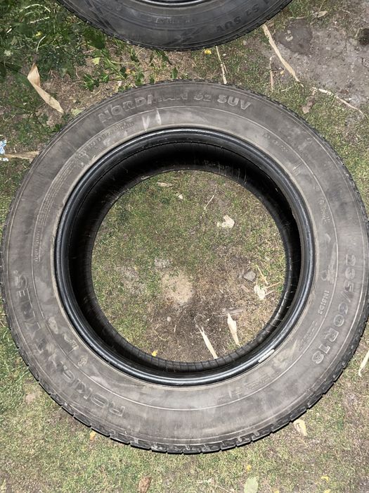 Продам 4 покрышки r18