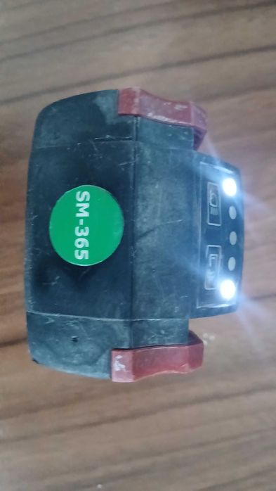 Wurth 2 acumulatori 18v 3 ah .Cutie,incarcator