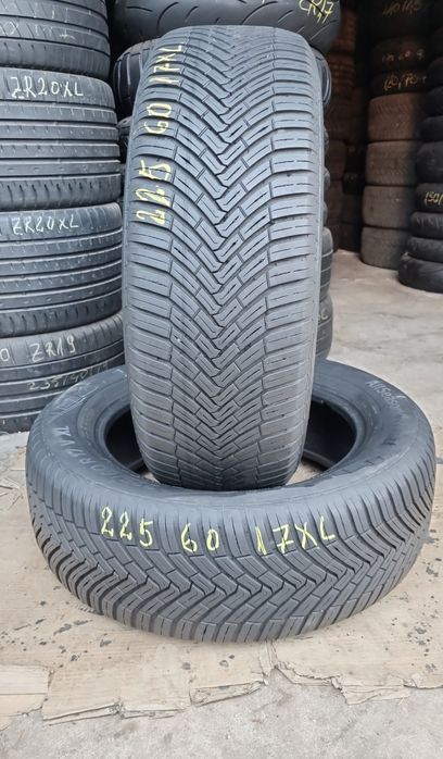 2 Anvelope Continental 225 60 R17XL ALL-SEASONS Impecabile.