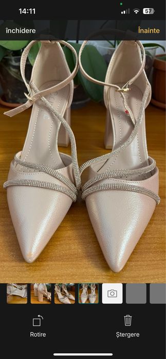 pantofi cu toc aurii roz